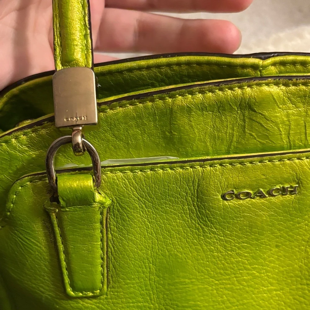 Coach Minetta Metallic Green Leather Shoulder Bag - Picture 10 of 11
